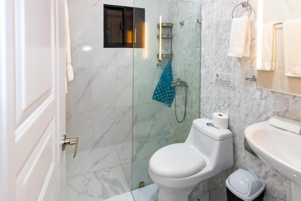 Hotel Senorial photo