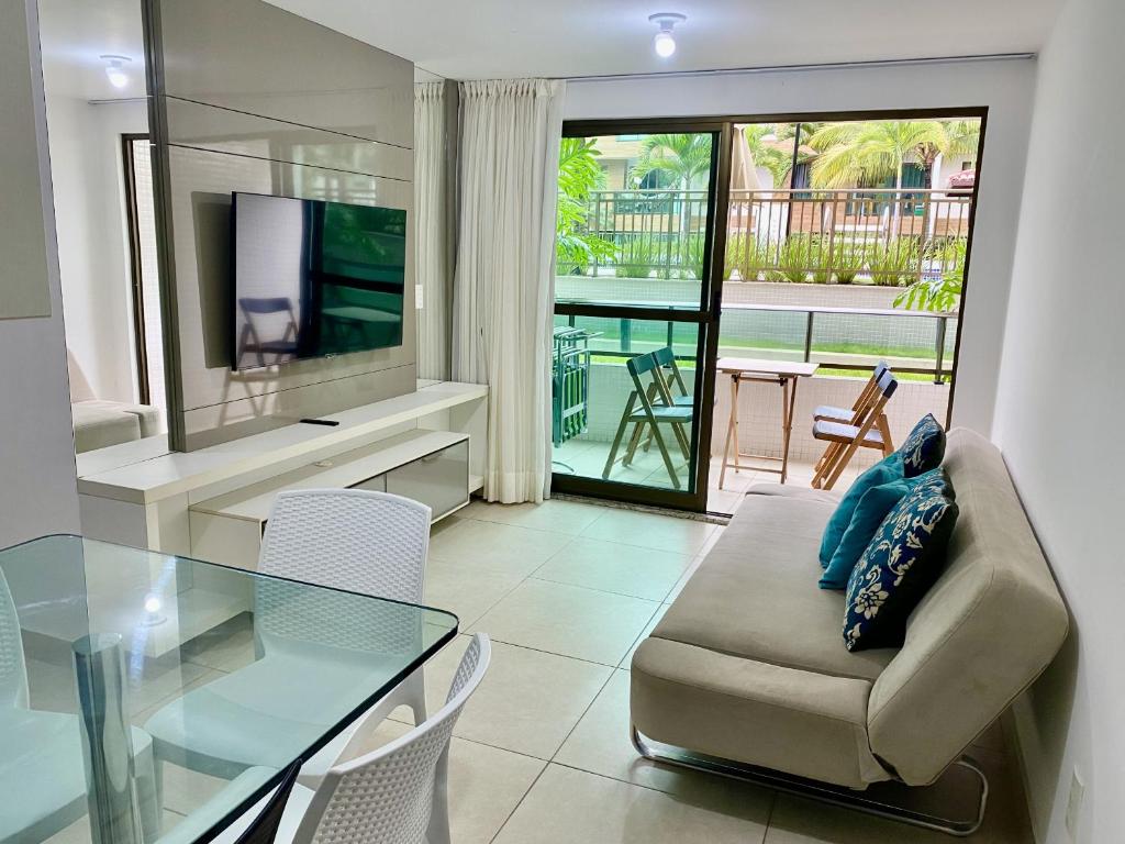 Shared lounge/TV area