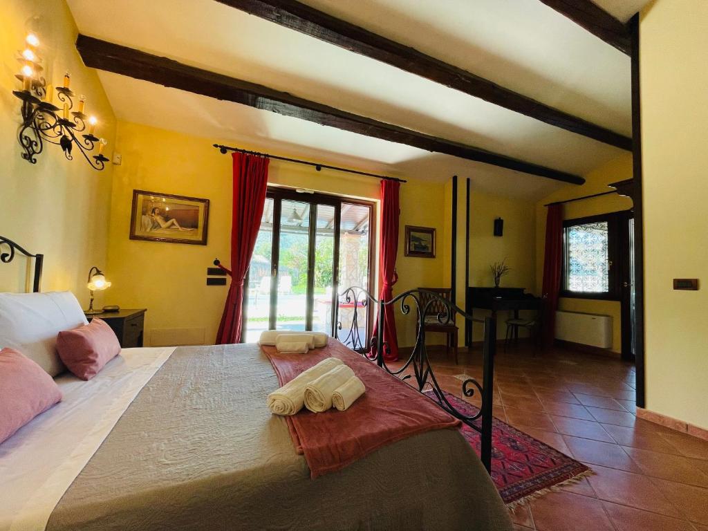 Villa Inserra Deluxe - 3