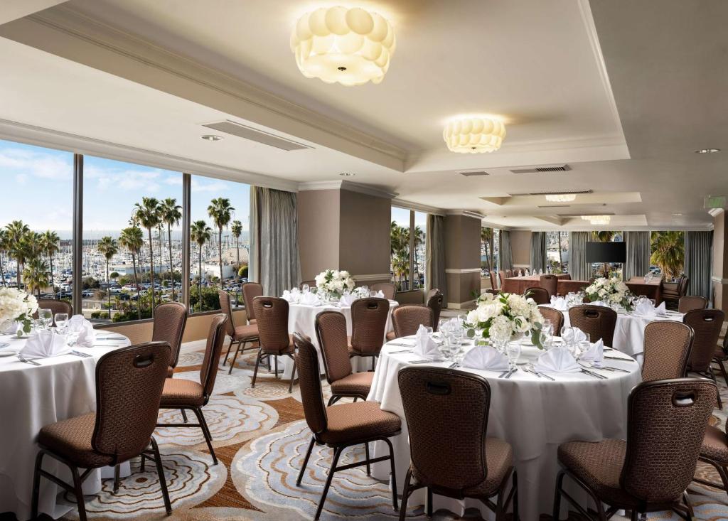 Sonesta Redondo Beach and Marina — Restaurant & bars in Redondo Beach, California