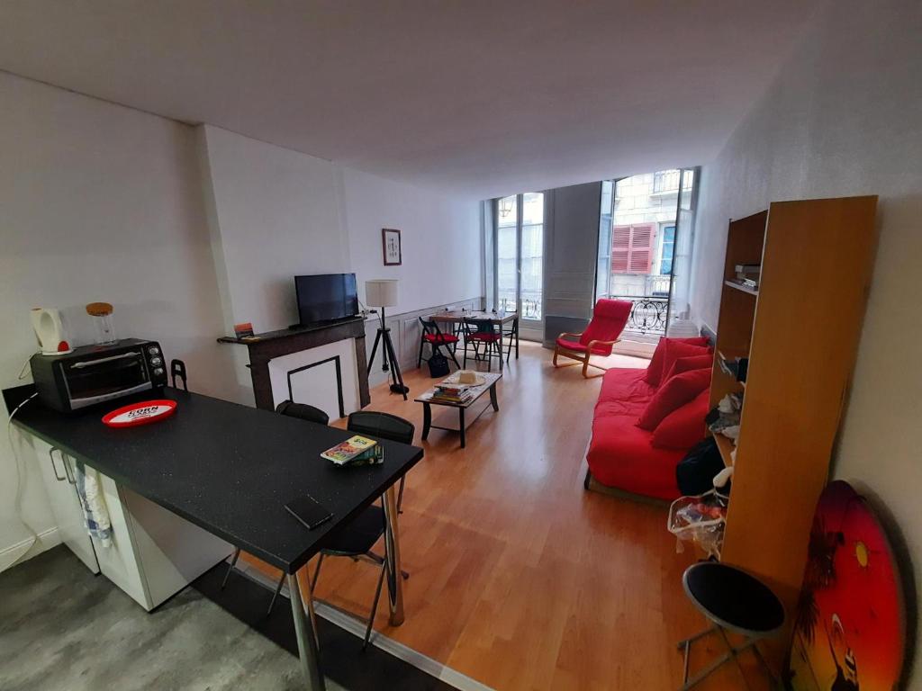 Apartment Bayonne, 2 pièces FR1239891 Apartment in Bayonne in les Pyrénées Atlantiques