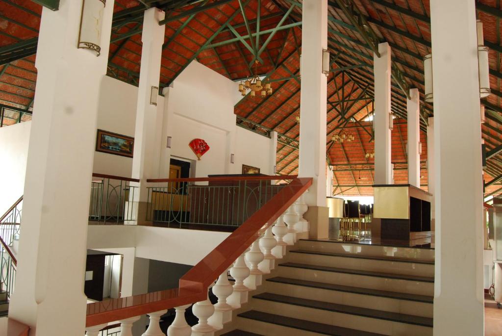 Hotel Rajadhani photo