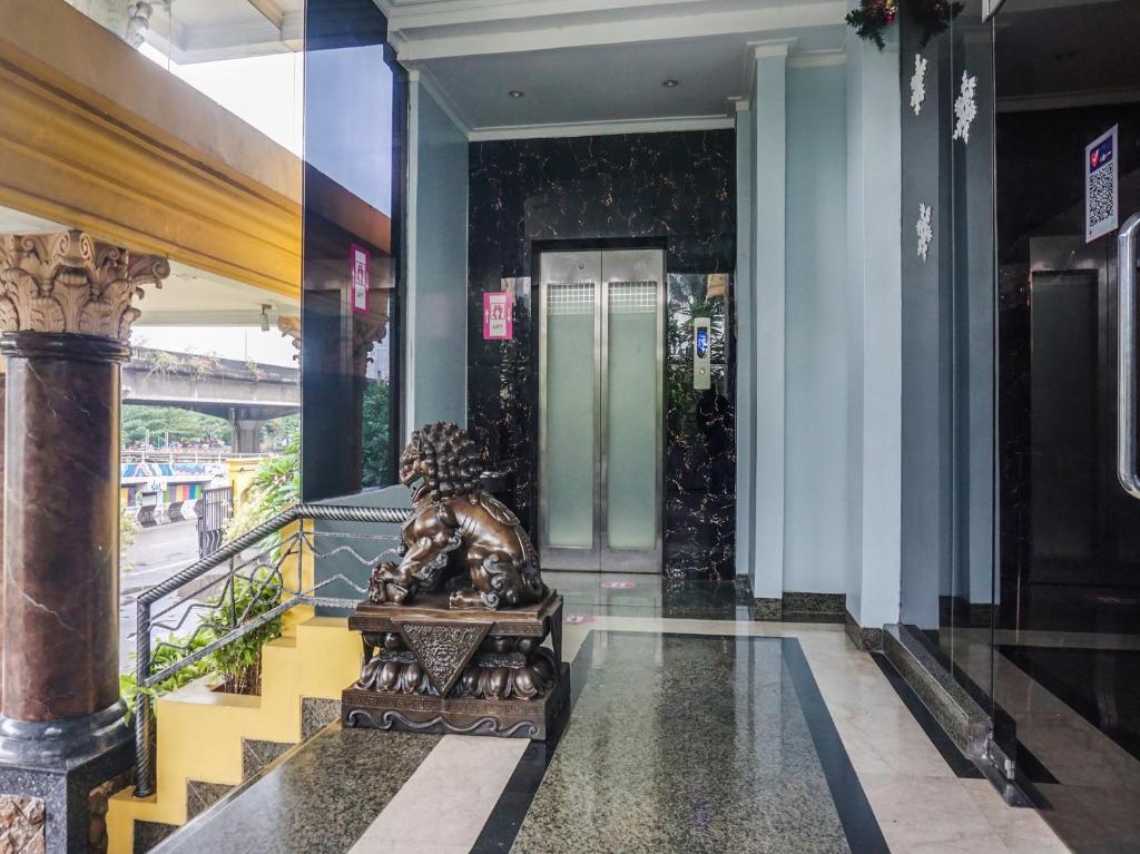 BI Executive Hotel