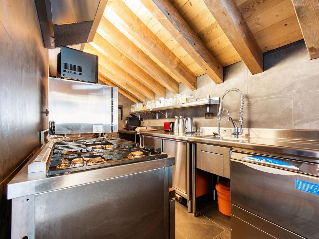 Chalet in Champagny by Ski Slopes - 4