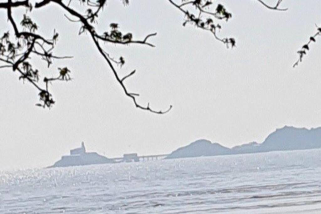 Luxury Mumbles View Studio Apartment, Swansea