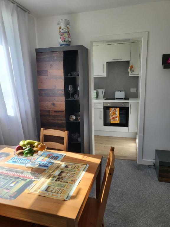 Nice (Clarendon Court Torquay) photo 6