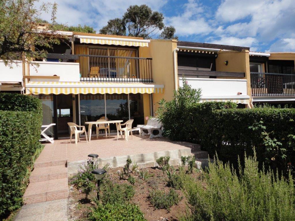 CAP LES PINS Joli T3 vue golf piscine Cap d'Agde - 1