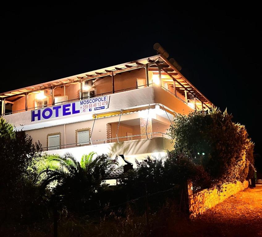 Hotel Moscopole Ksamil photo