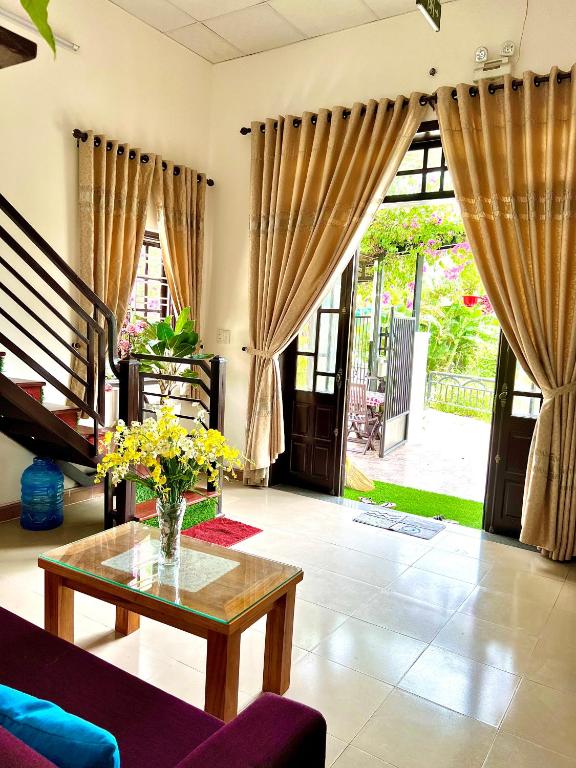 Ngo Family Homestay