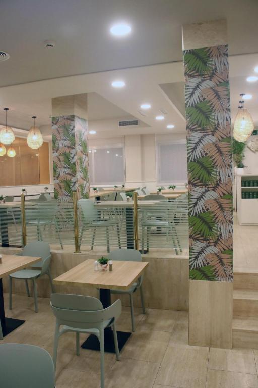 Hotel Miramar — Lloret de Mar, Catalonia