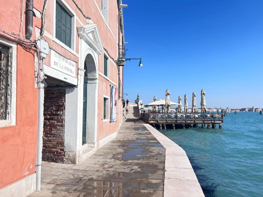 Guggenheim Luxury Suites By Bricola Apartments — Hotel in Venice