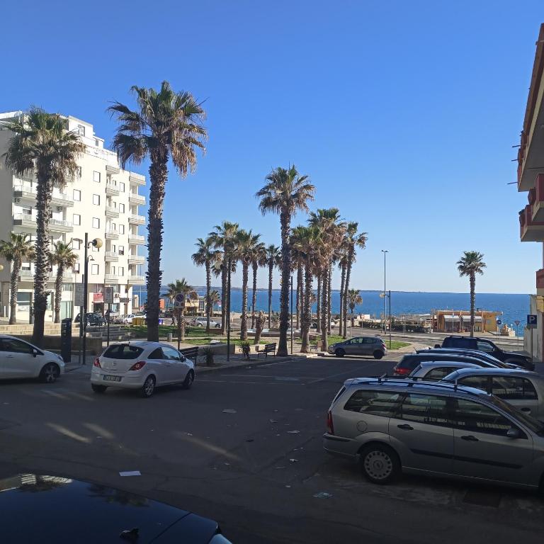 Gallipoli Lungomare 10 posti fronte mare - 1