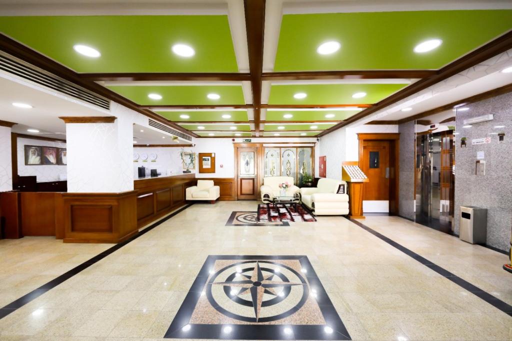 Lobby, Pearl Bahrain Apartments                                                                         in Manama