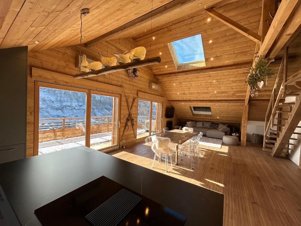 Splendide appartement style chalet classé 4 étoiles, terrasse face à la montagne - 3