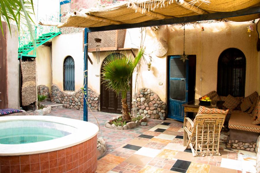 Villa Boheme and Atelier Boheme 外観