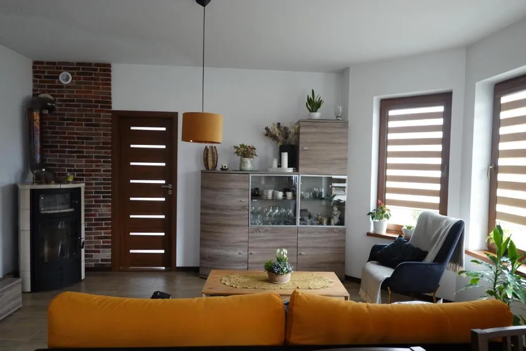Willa Vita - Apartment z kominkiem i dużym tarasem, Sauna, Jacuzzi, Altana z Grill, z możliwością wynajmu dotakowych pokoi - Schönes Appartement mit Kamin und großer Terrasse, Sauna, Jacuzzi, Pavilion mit Grill und der Option zusätzliche Zimmer zu mieten, hotel in Stegna