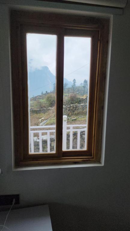 Dayra bugyaal trek resort photo