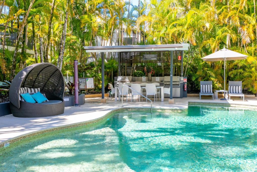 Noosa Tropicana Resort photo