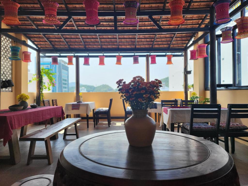 5 Elements Hostel