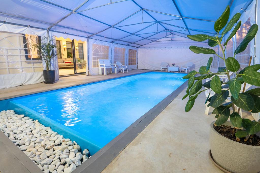 שופרא ריזורט - וילה ובקתות - נופש וספורט Shoofra Resort Vacation Nature and Sport