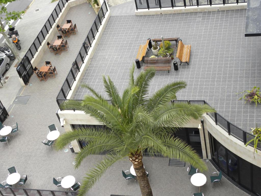 Hotel Joya — Hotel building in Benidorm, Valencian Community