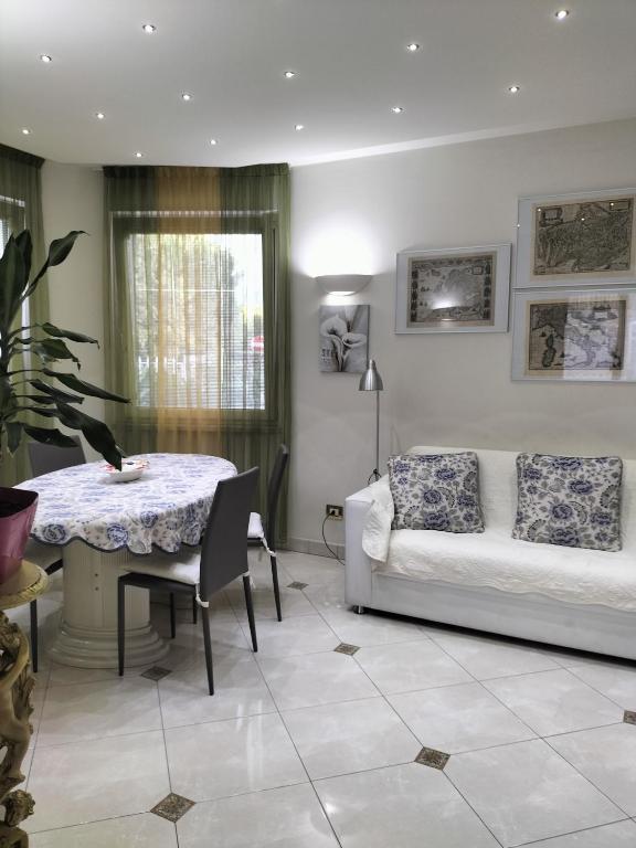 Villa Azzurra Depandance con piscina - 2