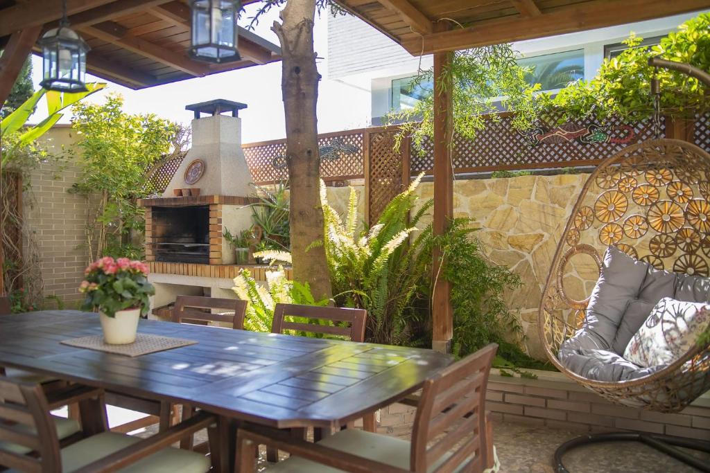 Casa adosada con piscina comunitaria Solo familias no grupos de jovenes - 3