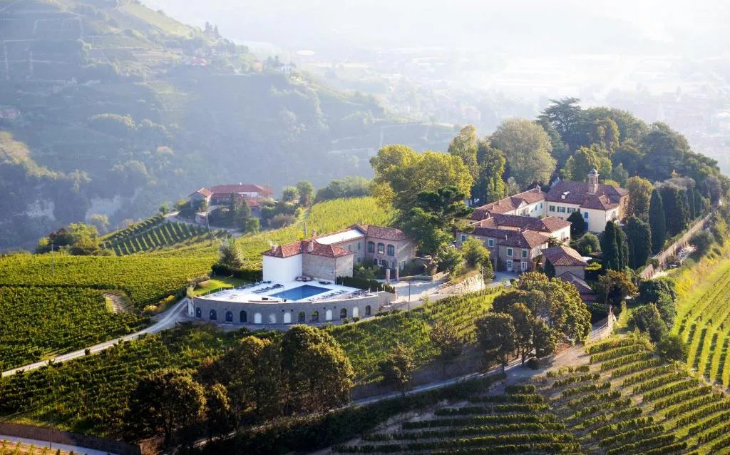 Relais San Maurizio, hotel in Santo Stefano Belbo