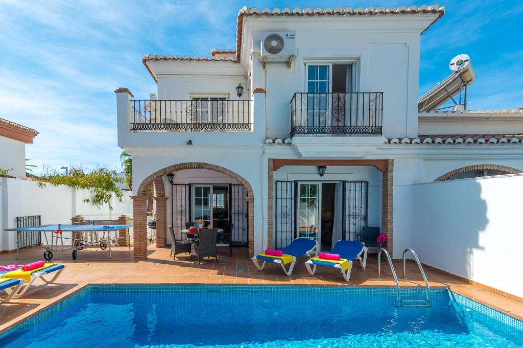Nerja Paradise Rentals - Villa Las Palomas - 2