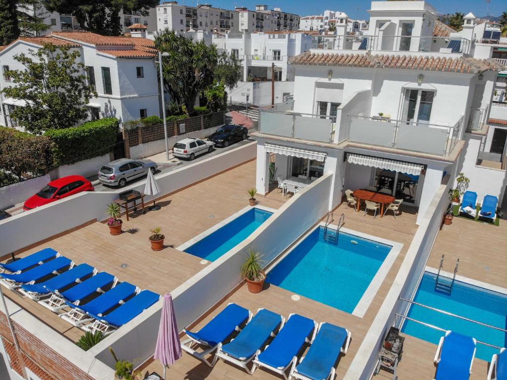 Nerja Paradise Rentals - Villa Daisy photo