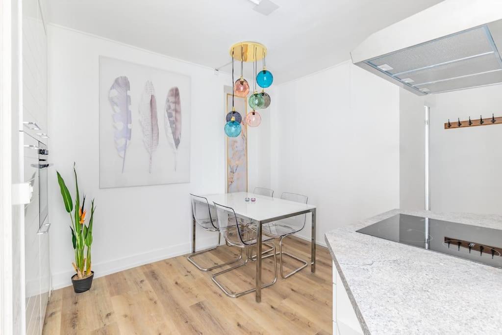 Exquisite one-bedroom apartment on Av du Casino - 4