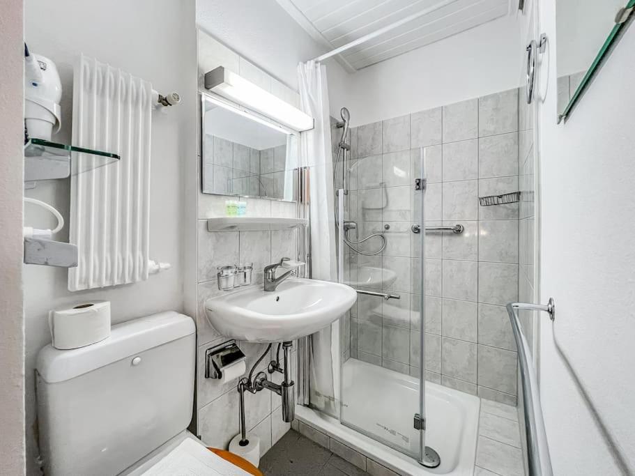 Quiet & Comfy apartment on Av du Casino - 2