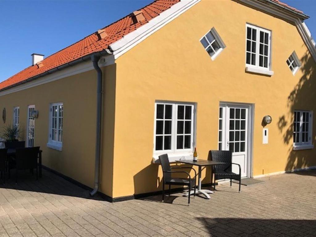 Apartment Viivi - 900m from the sea in NW Jutland by Interhome