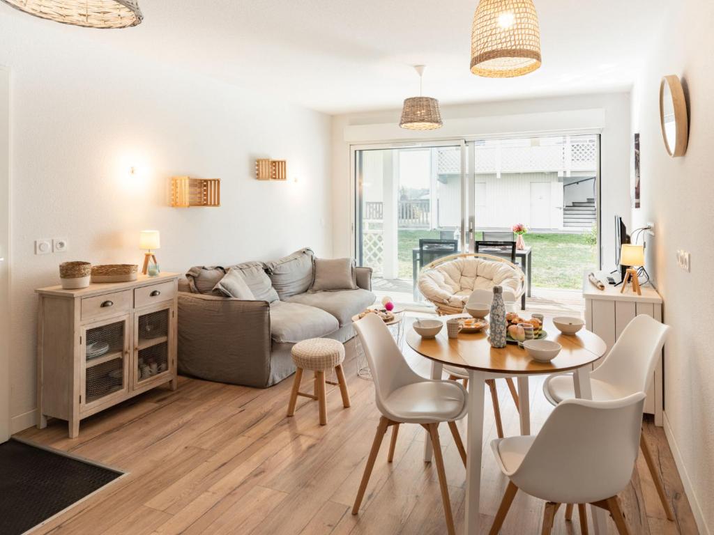 Apartment Les balcons des pêcheurs C21 by Interhome - 2