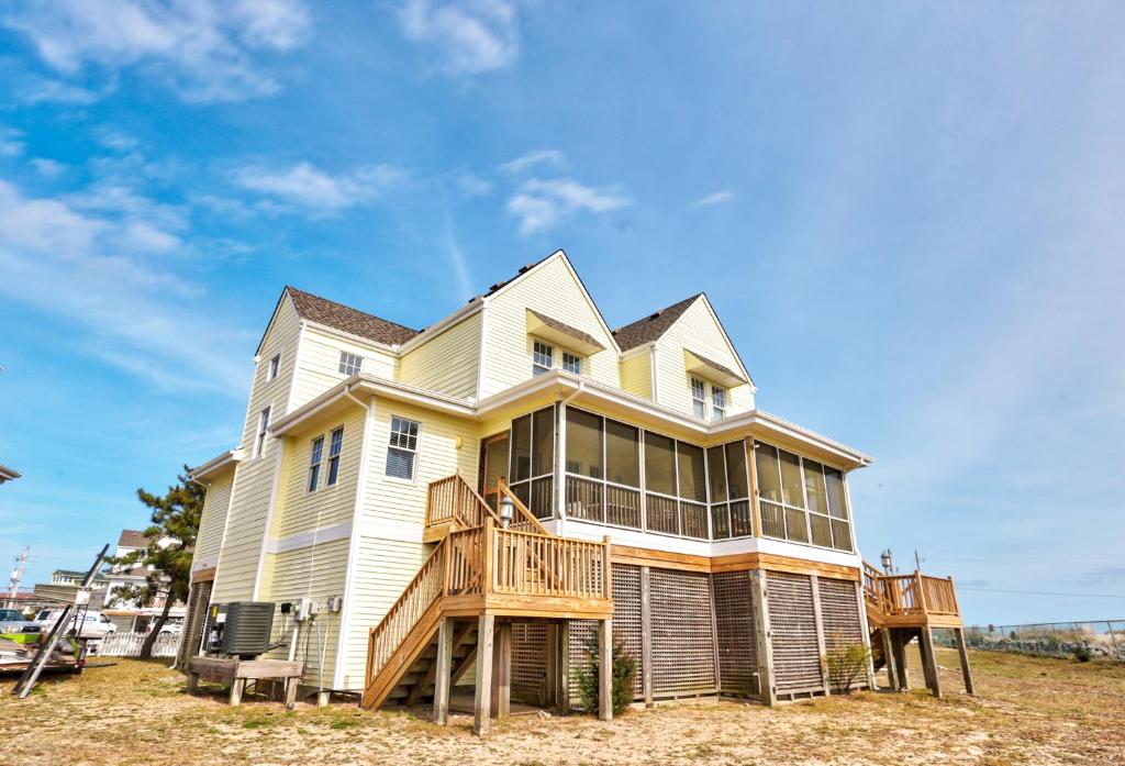 Barracuda #2B-CAC, Buxton