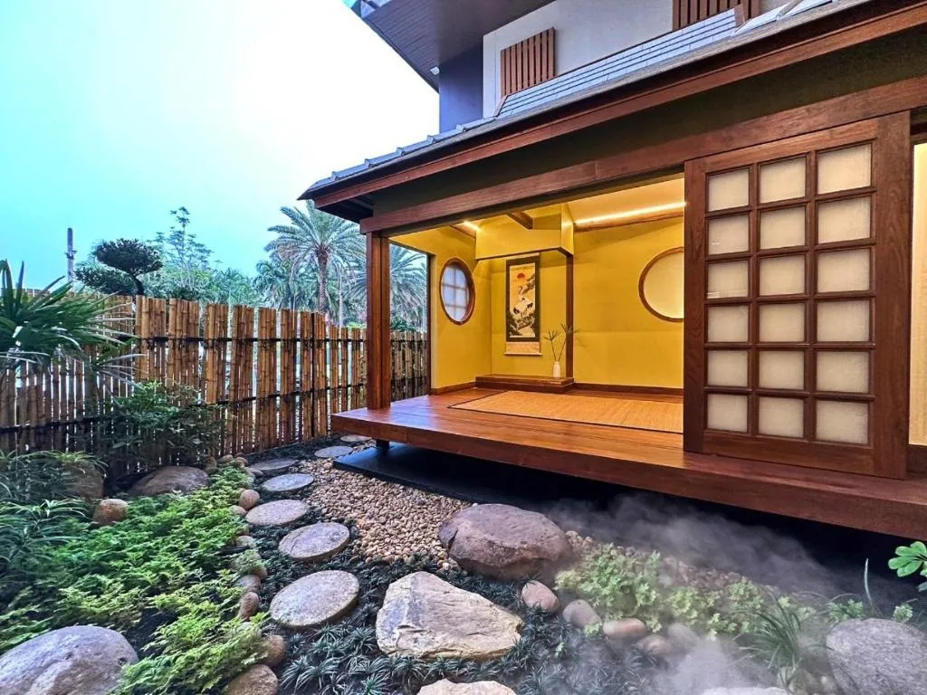 Kinnotel, hotel in Phrae
