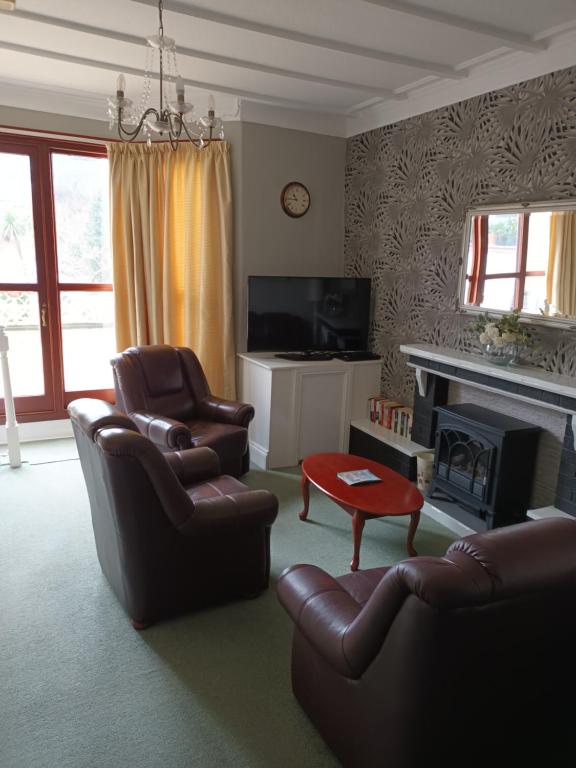 Eden Vale Garden View Apartment with Patio photo 6