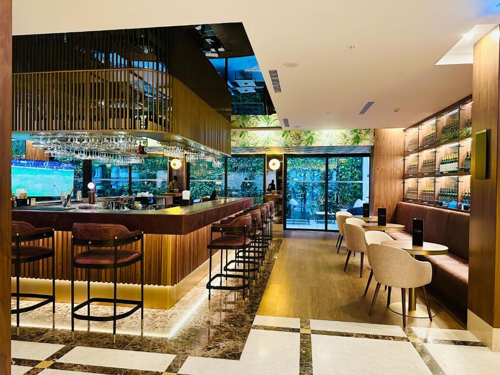 Bar/lounge