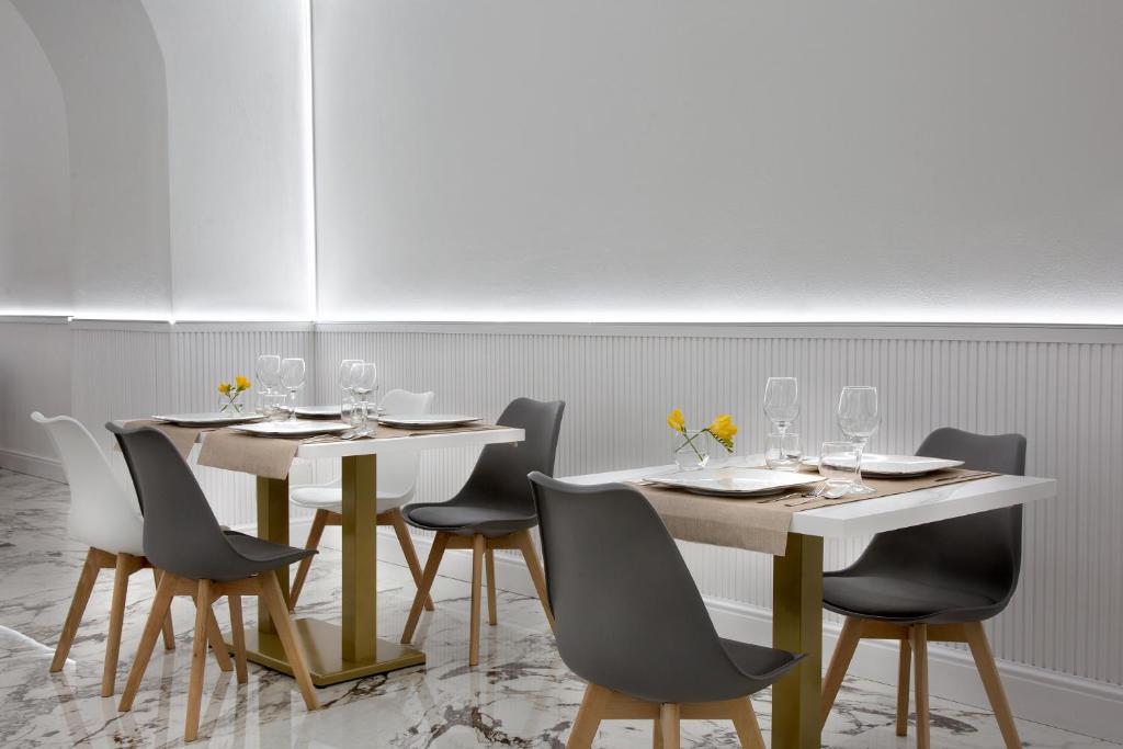 Food and beverages, Palazzo Sant'Antonio in Naples