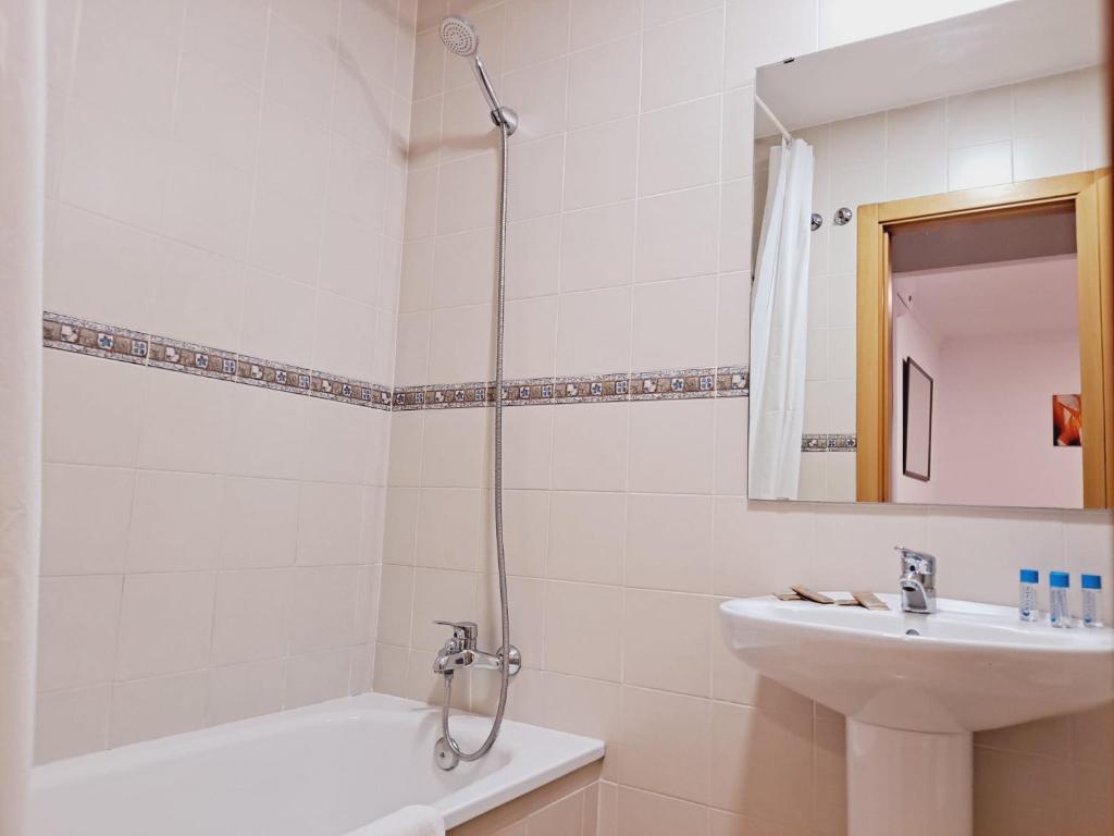 Apartamentos Turisticos Taymar photo