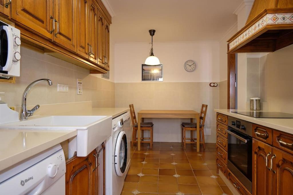 Casa de pueblo adosada, en la zona rural de Gijón. - 4