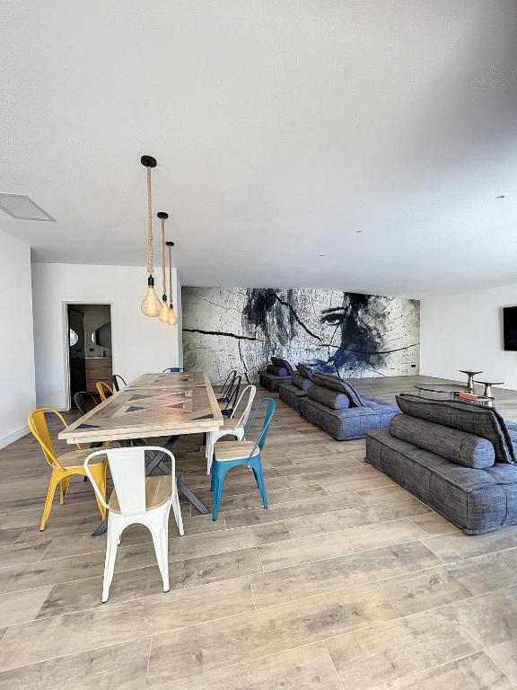 Villa 400m2 piscine intérieure très calme - 4