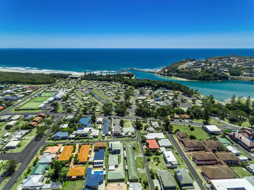 Whispering Pines Unit 3, 7 Waratah Lane Evans Head, Evans Head