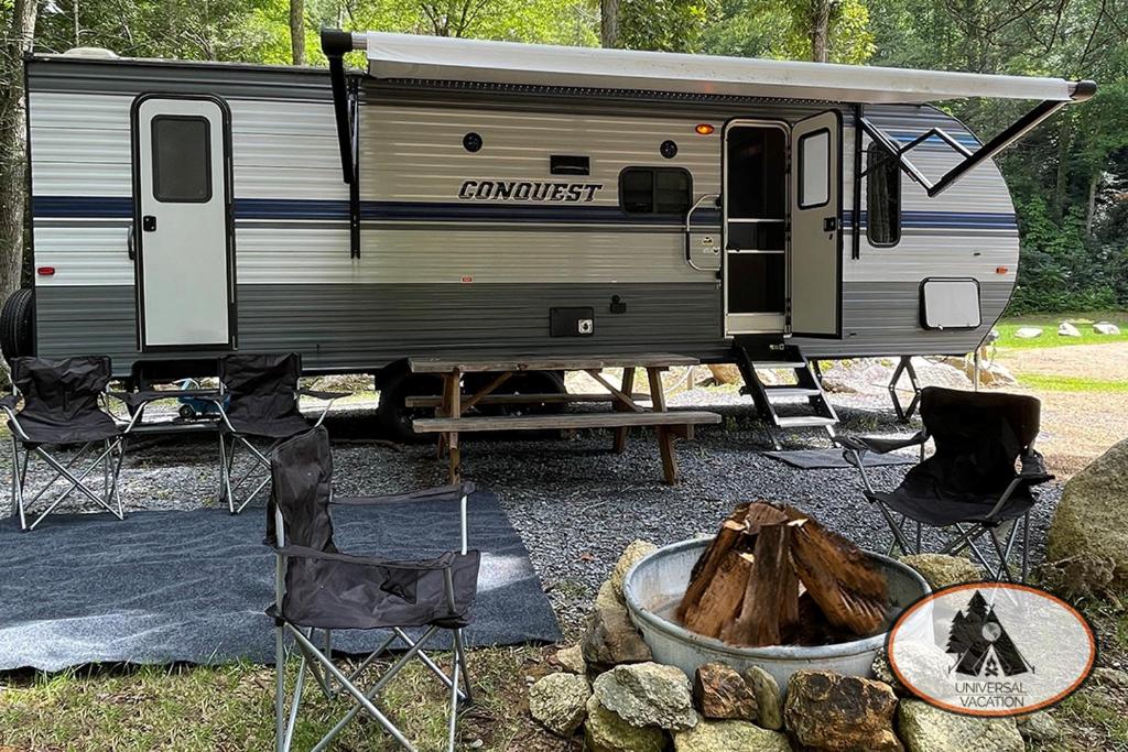 Modern & Cozy Camper Doe River Premium Rv Site