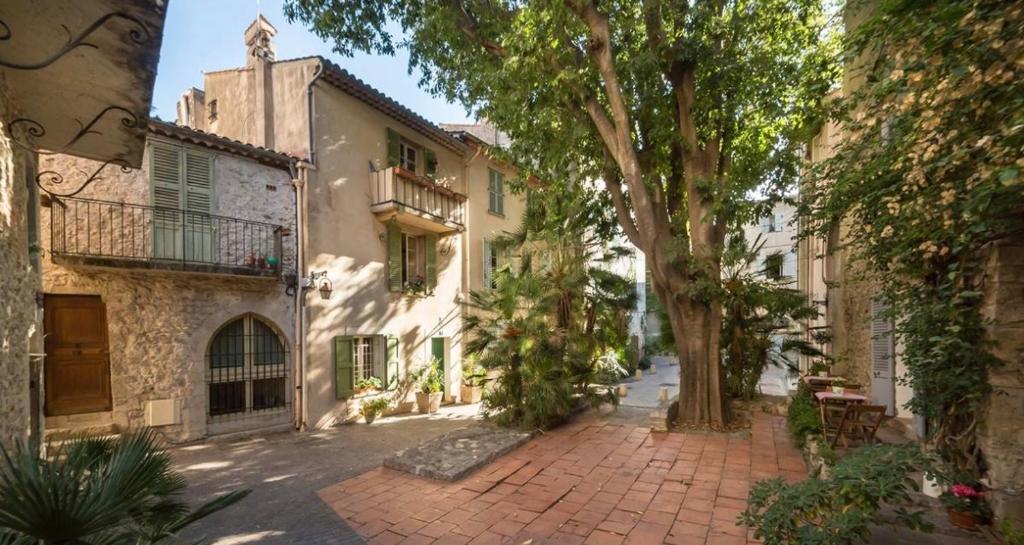 Studio au cœur du Vieil Antibes - 3