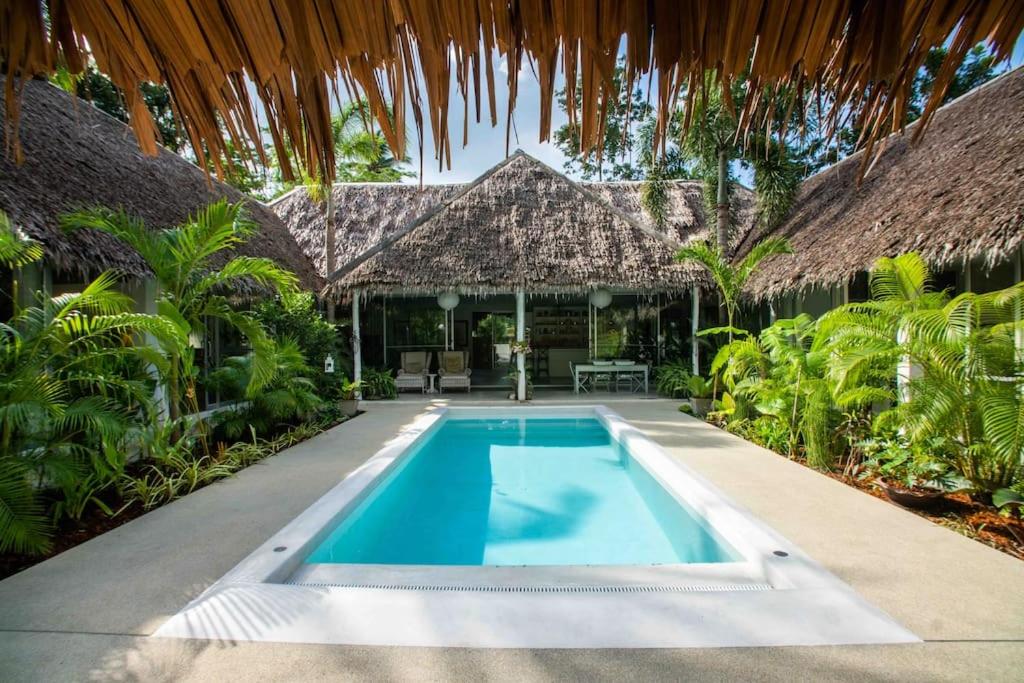 Koh Phangan luxurious pool and garden villa, Haad Rin
