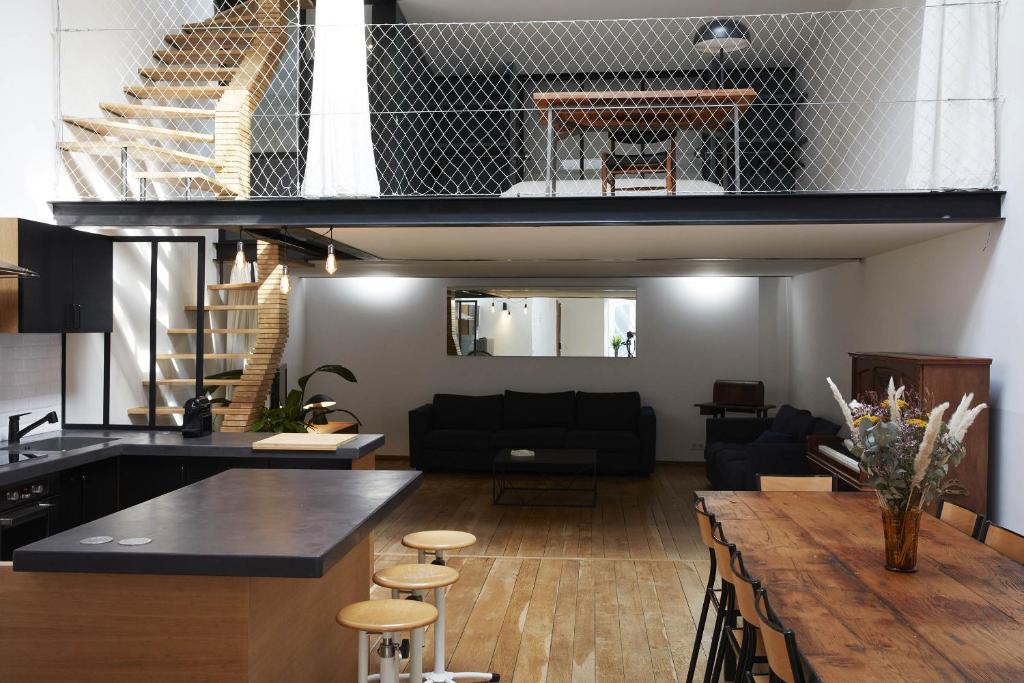 LOFT D'ARCHITECTE SUR LE VIEUX PORT - 1