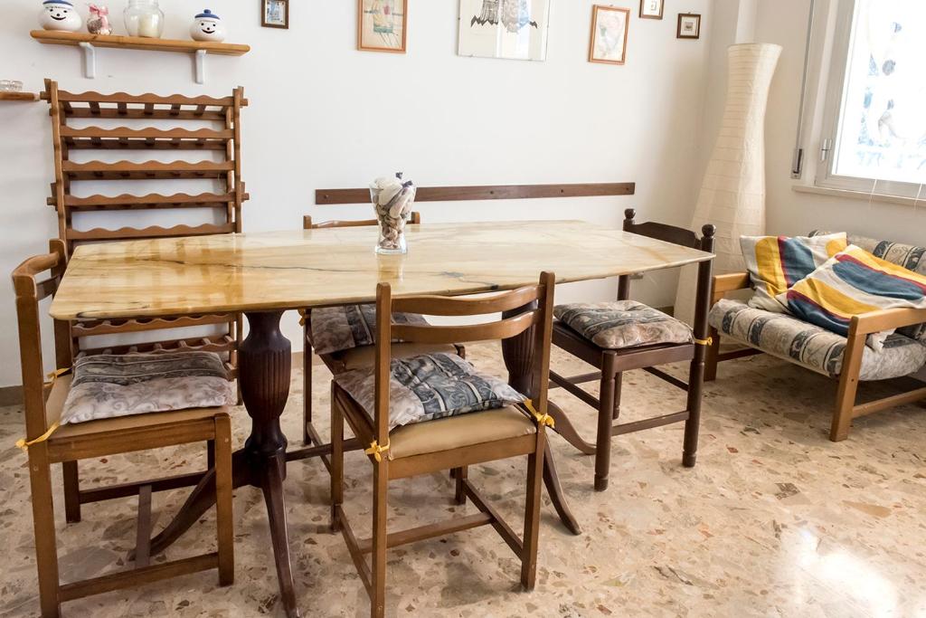 M340 - Marcelli, accogliente trilocale fronte mare con balcone - 4