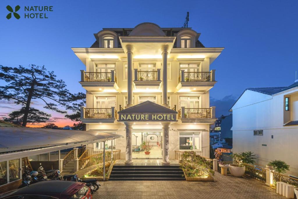 Exterior view, Cozy Boutique Hotel Dalat. in Dalat