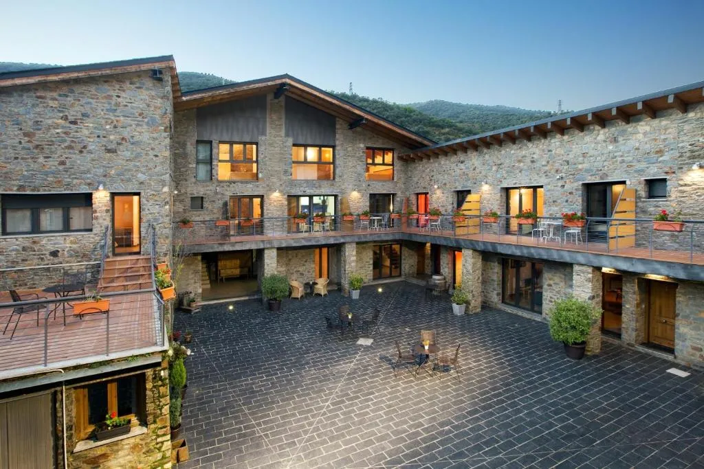 Allotjament Rural Cal Miquel，位于Anserall的酒店